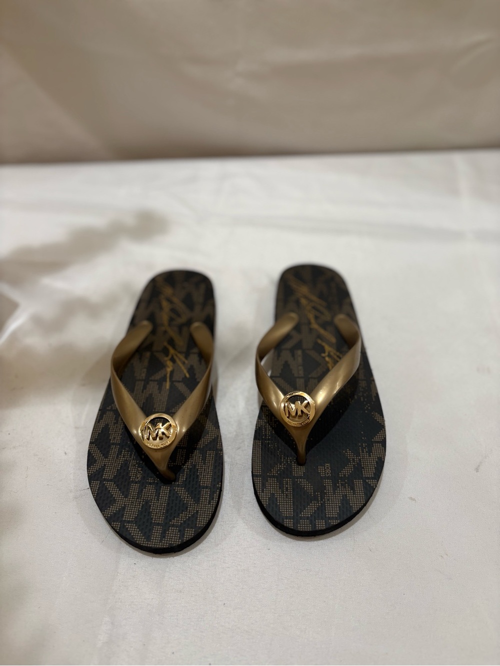 NEW! Michael Kors Black and Gold MK Logo Flip Flops